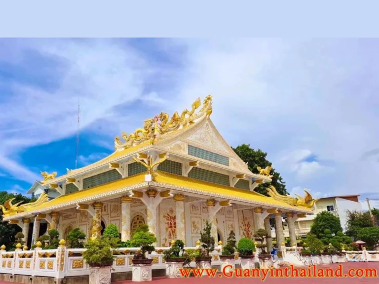 มูลนิธิโลกุตรธรรมประทีป